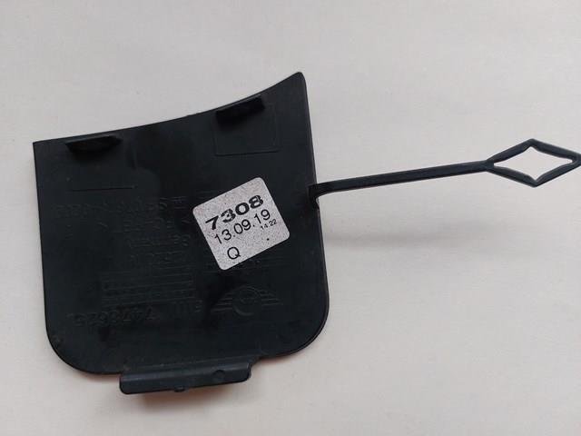 Заглушка бампера буксирувального гака FPS FP4705920