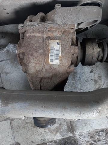 Задній редуктор 33107560587 BMW