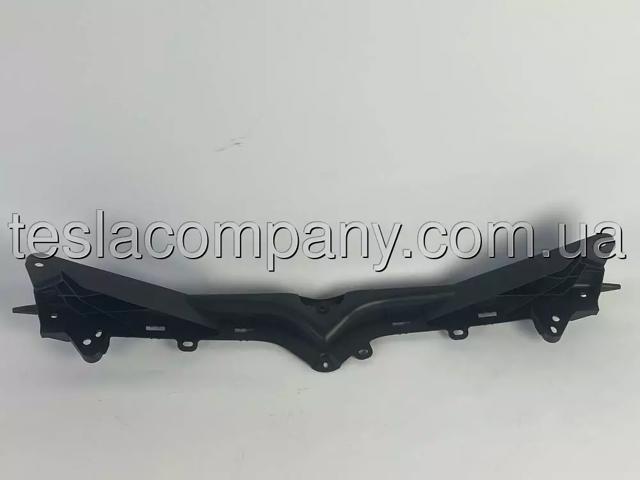 PTS43002A Signeda Кронштейн решітки радіатора