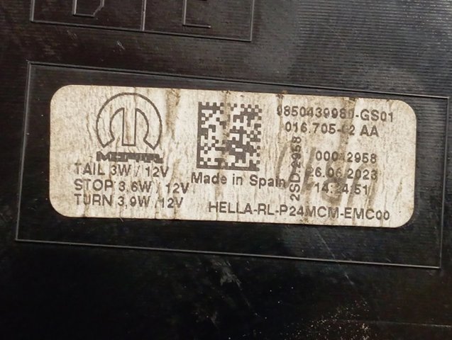 Ліхтар задній правий, зовнішній Peugeot/Citroen 9850439980 ціна, від  USD
