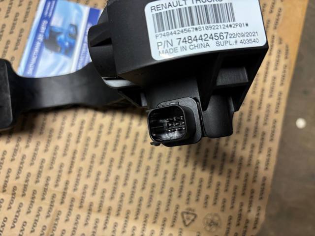  7484424567 Renault (RVI)
