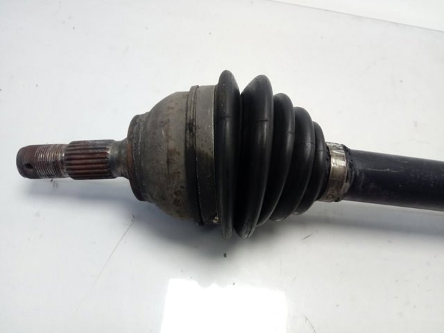 Купити 9816028680 Peugeot/Citroen Піввісь права