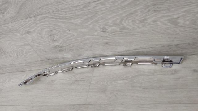Молдинг заднього бампера, лівий Signeda PVG99203MAL