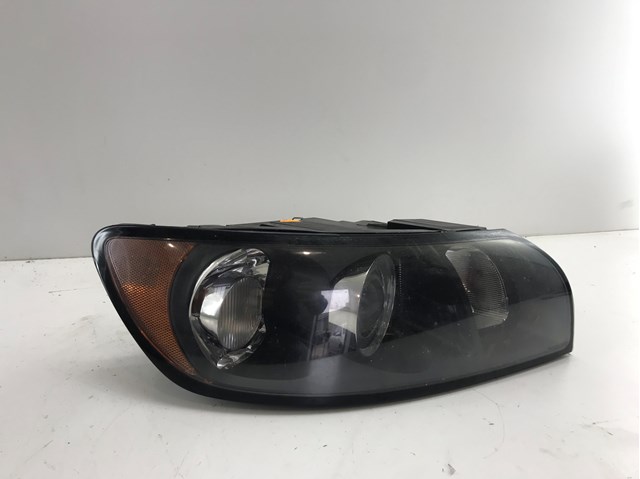 Фара правая Volvo 31213185 ціна, від 148.35 USD