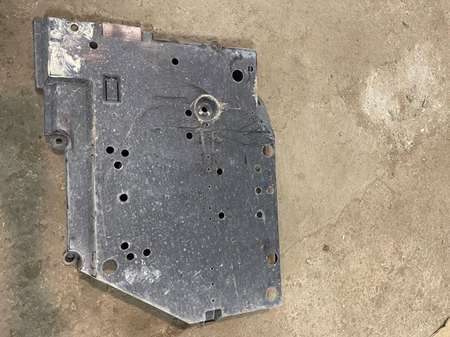 42045AN03A Subaru Захист днища, паливного бака