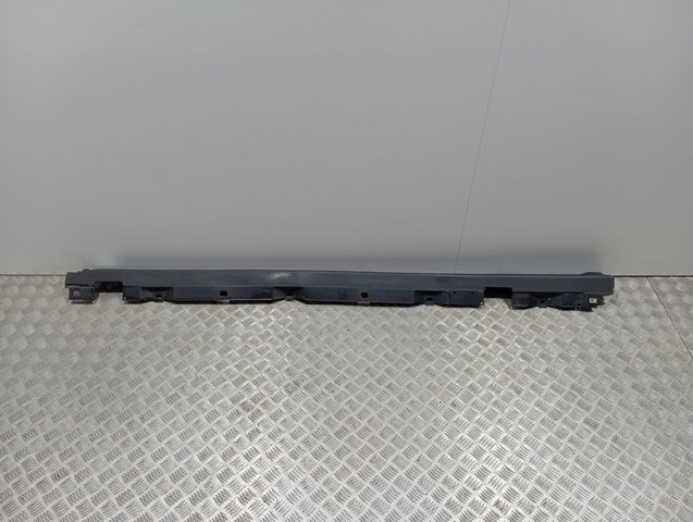 Накладка зовнішня (молдинг) порога, лівий Mercedes A2476980700 ціна, від 125.42 USD