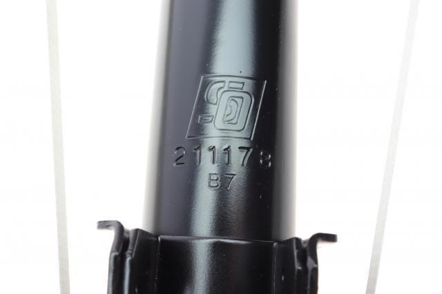 Амортизатор передній, правий Solgy 211178 ціна, від 40.06 USD