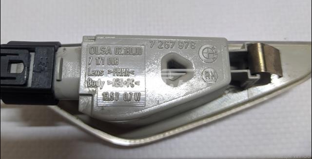 7171008 BMW Покажчики повороту (передні)