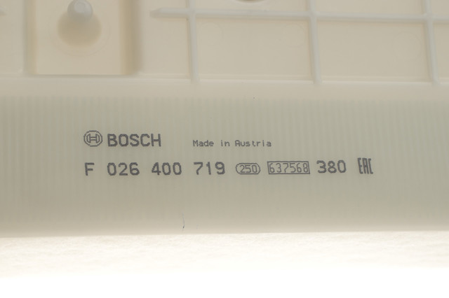 Повітряний фільтр F026400719 Bosch