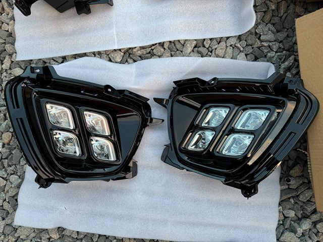 Решітка переднього бампера, ліва Hyundai/Kia 86525C6000 ціна, від  USD