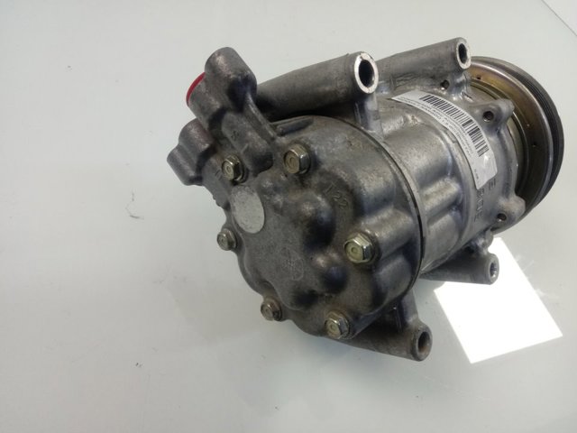 Компресор системи кондиціювання Renault (RVI) 8200953359B ціна, від 104.28 USD