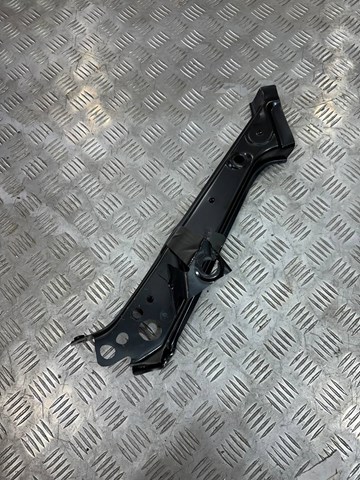Купити 625136RA0A Nissan/Infiniti Супорт радіатора лівий/монтажна панель кріплення фар