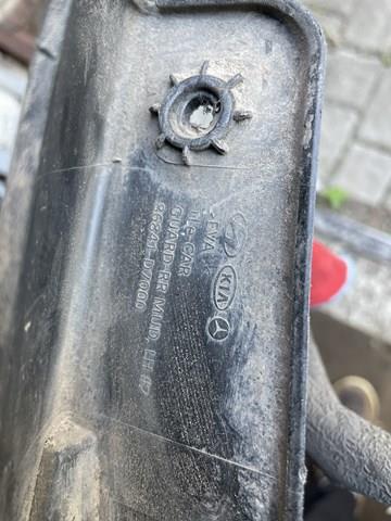Бризковики задній, лівий Hyundai/Kia 86841D7000 ціна, від 17.90 USD