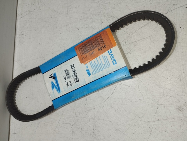 Клиновий ремінь Dayco 13A0710C ціна, від 4.28 USD