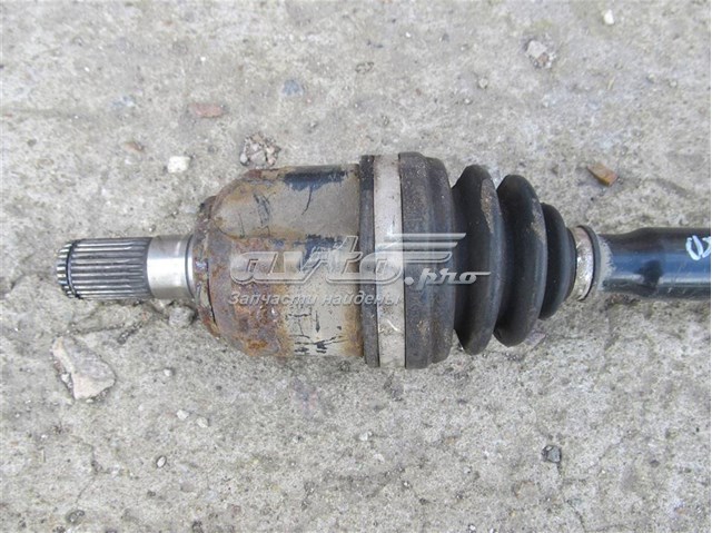 Купити 495012Y200 Hyundai/Kia Піввісь права