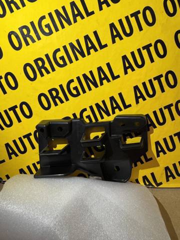 Кронштейн решітки радіатора KSD450162 Mazda