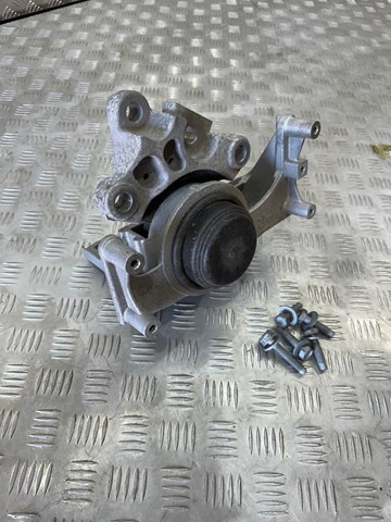 Подушка (опора) двигуна, передня Nissan/Infiniti 112206RC0E ціна, від 120.36 USD