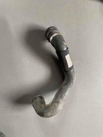 Шланг/патрубок системи охолодження BMW 11537593513 ціна, від 13.38 USD