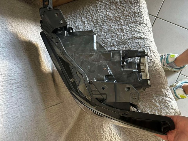Фара ліва BDTW51040C Mazda