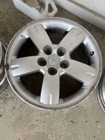 Диски колісні литі (легкосплавні, титанові) Mitsubishi MN184116 ціна, від 82.33 USD