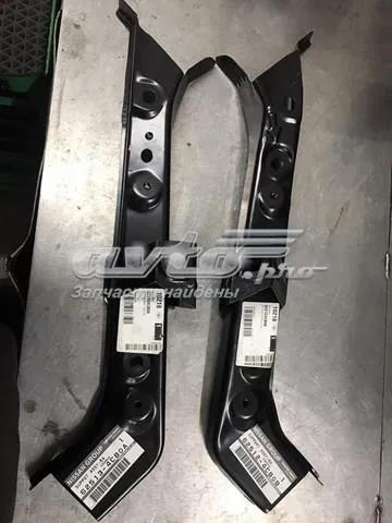 Кронштейн радіатора верхній, правий 625124CB0B Nissan/Infiniti