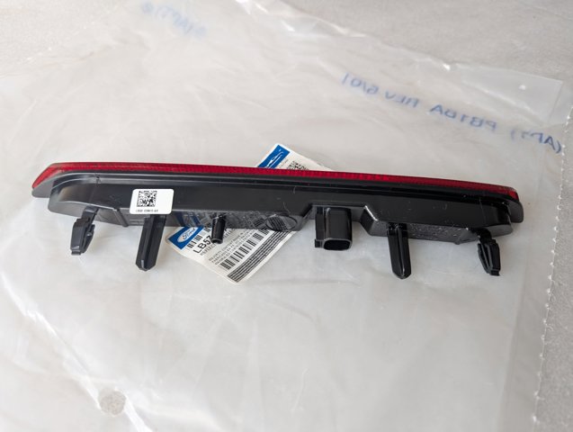 Купити ZFD1665L Signeda Лівий відбивач заднього бампера