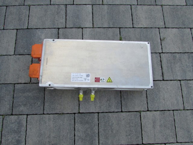 9J1915681AH Porsche 
