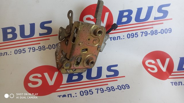 Купити 93924715 Iveco Замок дверки правої передньої
