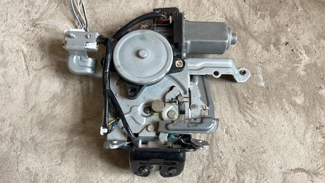 Купити 2178404A Nissan/Infiniti 