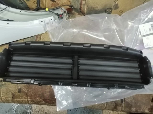 Купити 31663713 Volvo Жалюзі радіатора охолодження