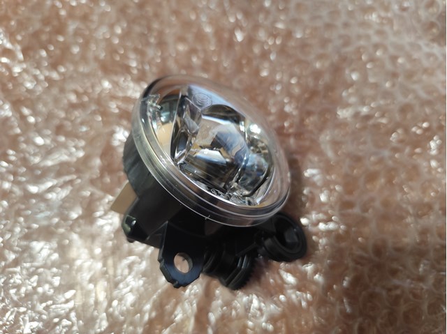 Туманка ліва Mitsubishi 8321A821 ціна, від 63.34 USD