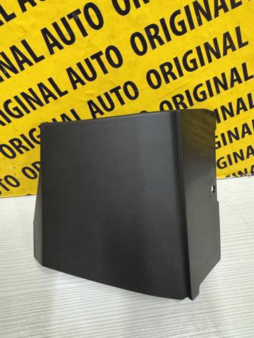 Купити D10E51PJ0C Mazda Накладка переднього правого крила