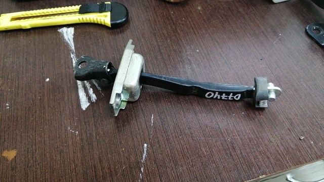  6864033100 Toyota