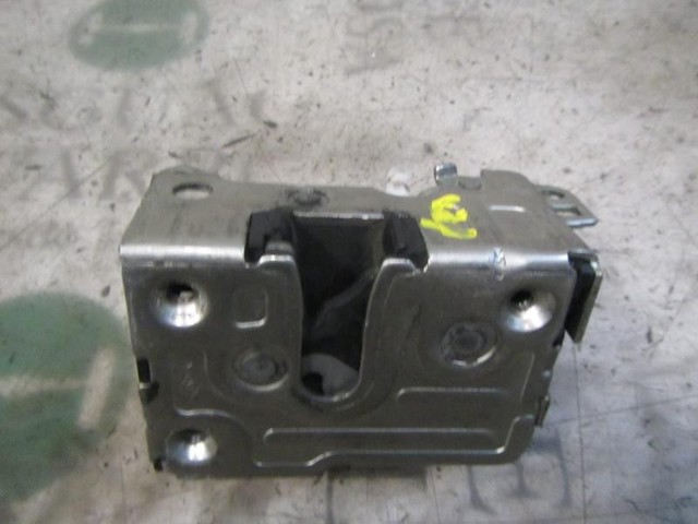 5051777 Autotechteile Замок двері правої передньої
