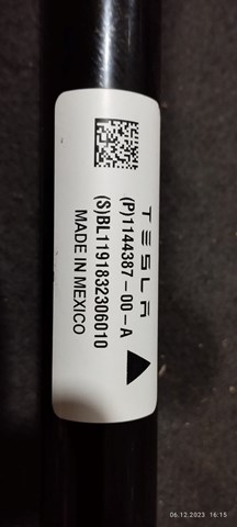 Передній стабілізатор 114438700A Tesla Motors