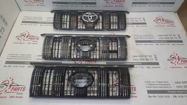 5310160E90 Toyota Решітка радіатора