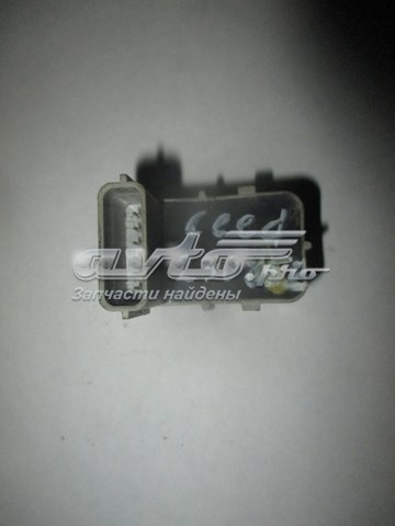 Датчик сигналізації паркування (парктронік), задній Hyundai/Kia 95720A2001 ціна, від 16.10 USD