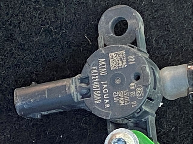  Land Rover FK7214B750AB ціна, від 31.66 USD