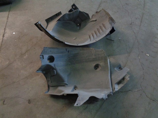  Mercedes A2046981330