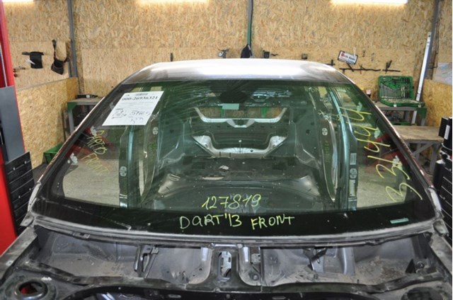 Скло лобове Chrysler 68145576AC