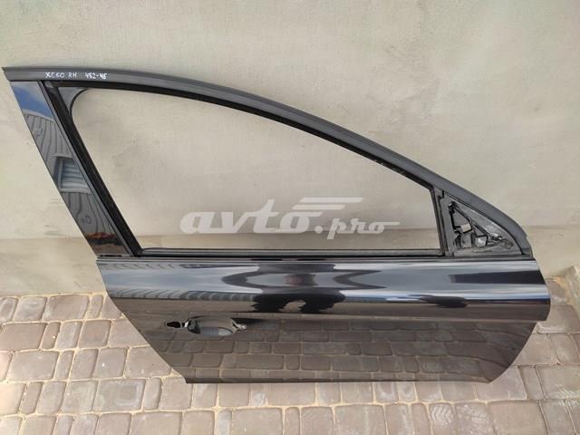 Дверка передня права Volvo 31335553
