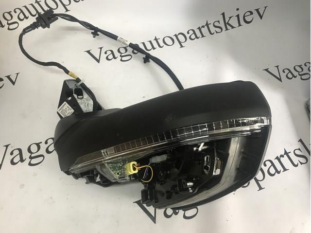 4M1857410BH9B9 VAG Корпус дзеркала заднього виду, правий