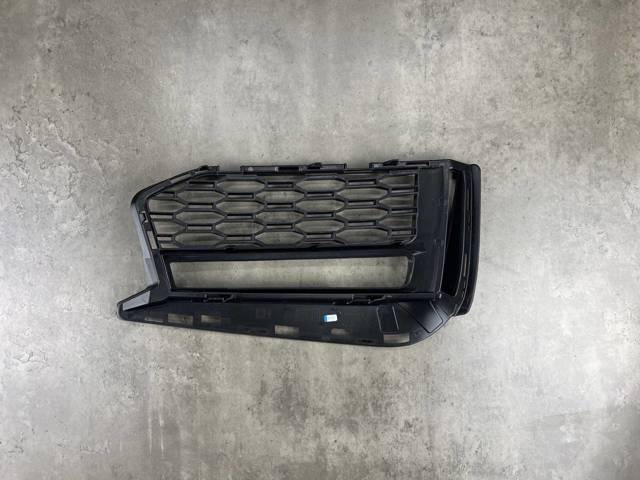 Решітка переднього бампера, ліва Autotechteile 7095152 ціна, від 23.68 USD