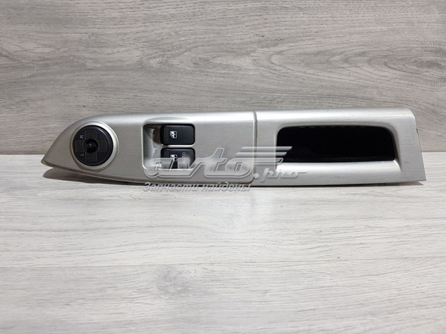  935701C010 Hyundai/Kia