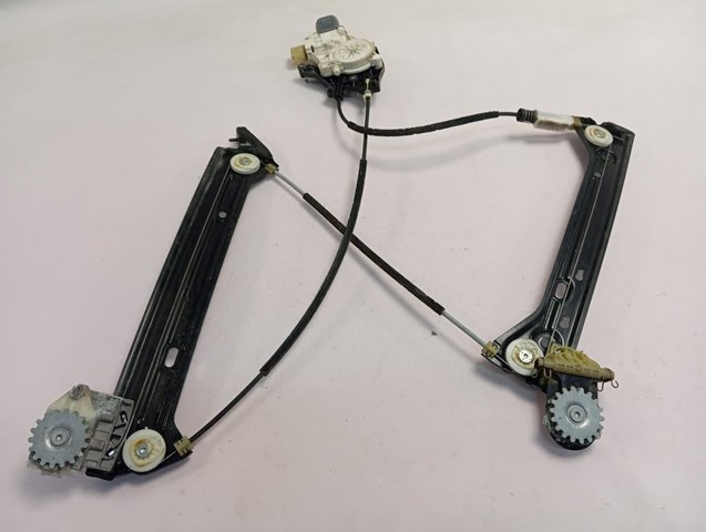  70460310 BMW