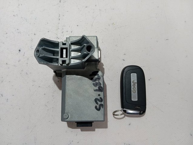 Купити 52068663 Chrysler 