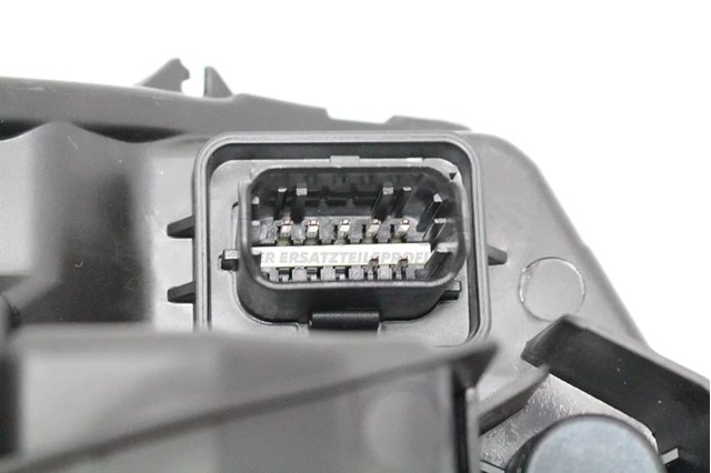 Купити 260104674R Renault (RVI) Права блок фара