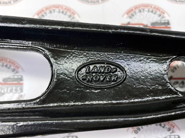 Купити LR171072 Land Rover Важіль передньої підвіски нижній, правий