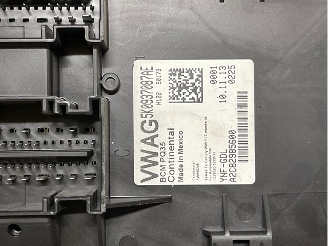  5K0937085AE VAG