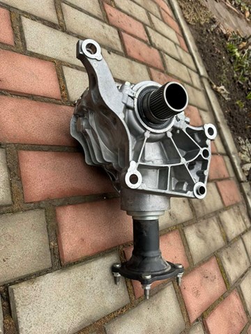 Роздавальна коробка Mazda KN0327500